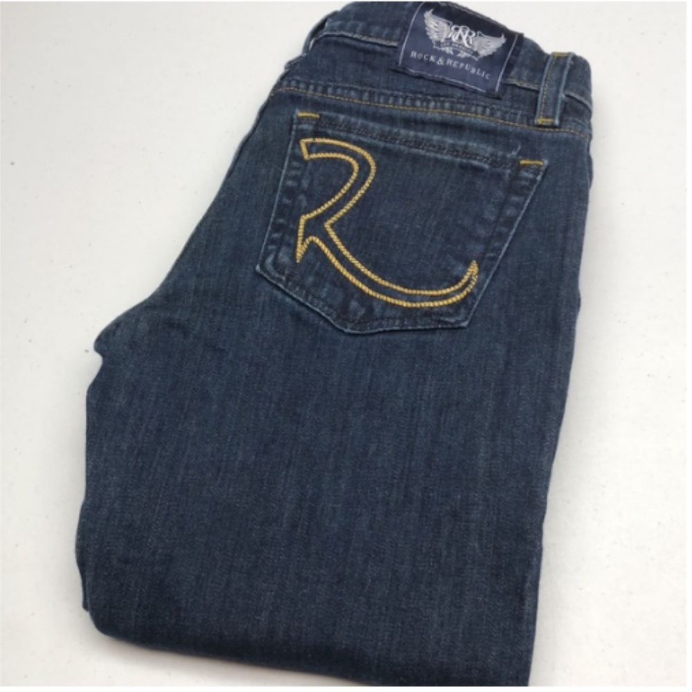 LIKE NEW ROCK & REPUBLIC KASANDRA FLARE BOOT JEANS 26x34 ⭐️
